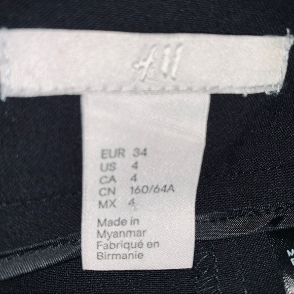 ⚡️H&M⚡️ zipper pencil skirt with front slit - Picture 4 of 4